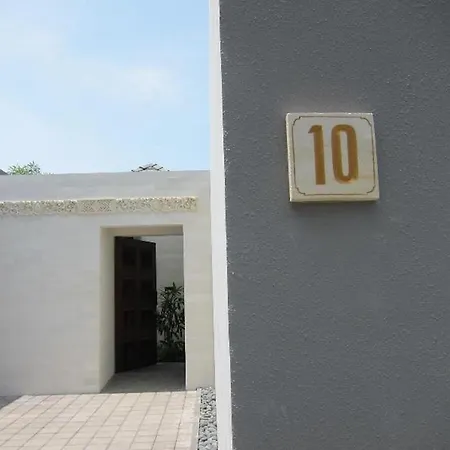 Villa Kejora 10-3
